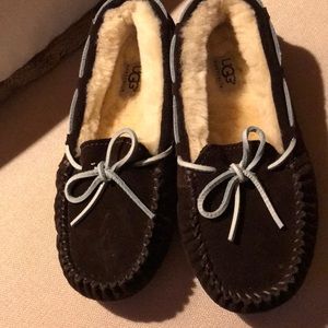 Ugg chocolate brown slides